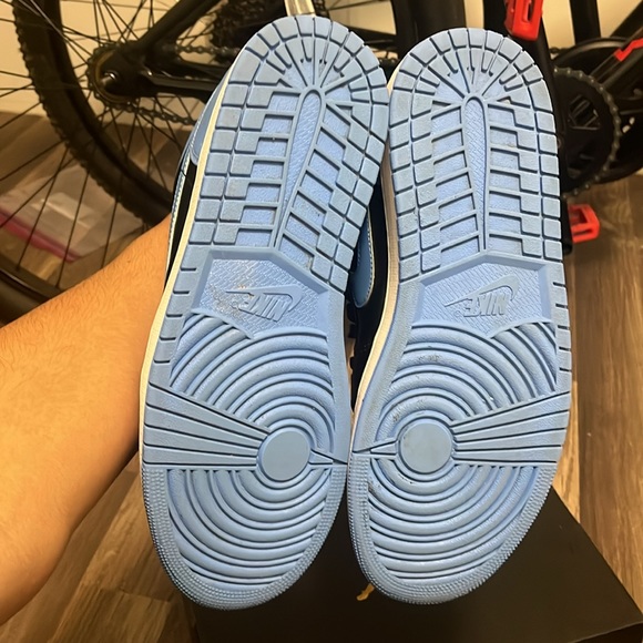 jordan 1 yniversity blue low - Picture 4 of 7